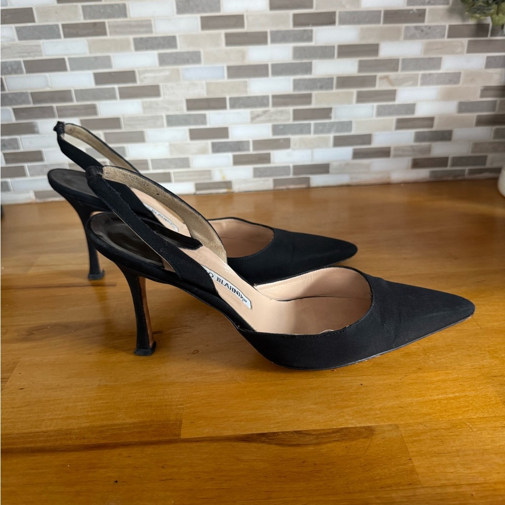 Manolo Blahnik Black Pointed Slingback Heels